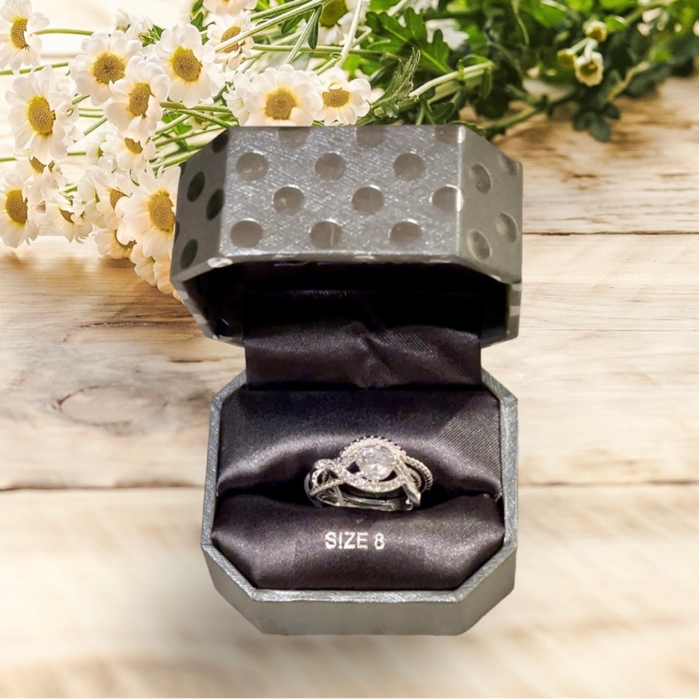 Fashion Ring - Size 8